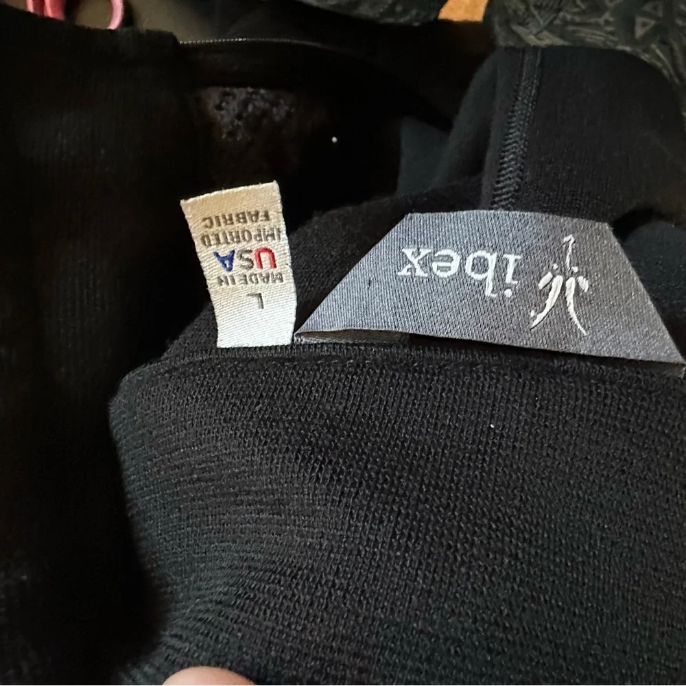 Ibex men’s black zip up size large - Picture 3 of 4